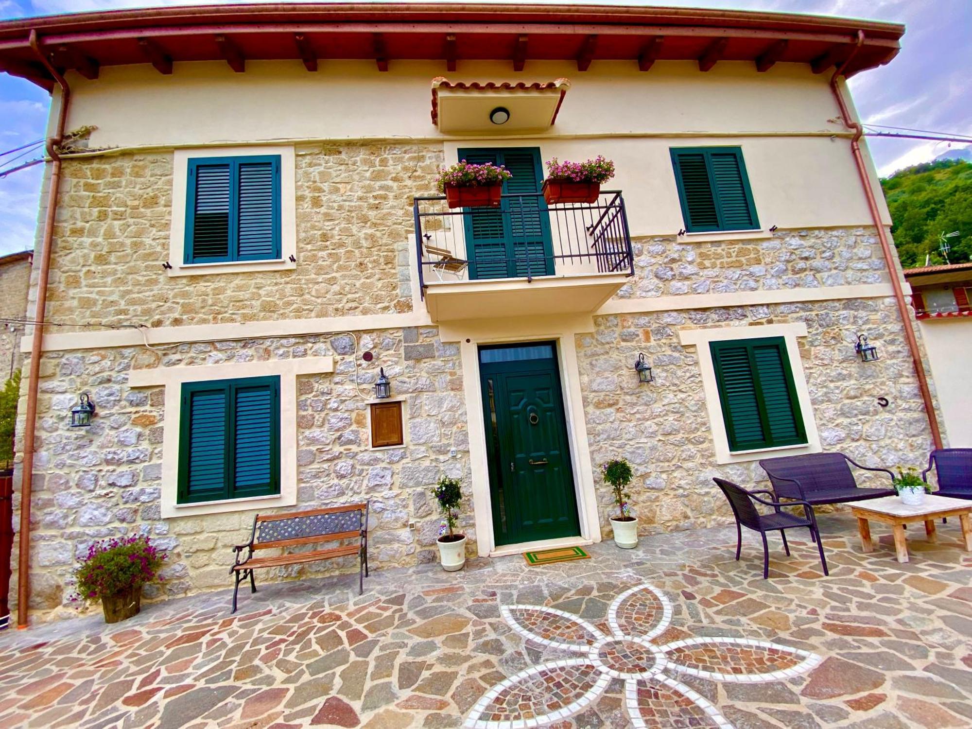 La Casa Di Nonna Tella Bed and Breakfast Lenola Εξωτερικό φωτογραφία